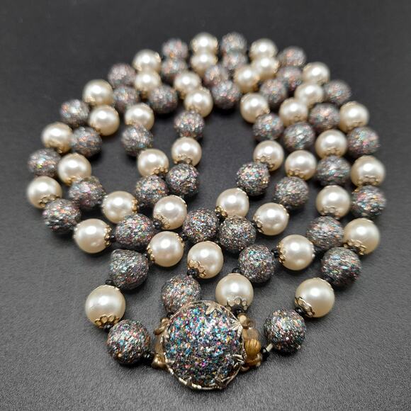 Vintage Glitter Bead Necklace, Glass Pearls, Art Beads, 1950s Jewelry - Picture 8 of 11